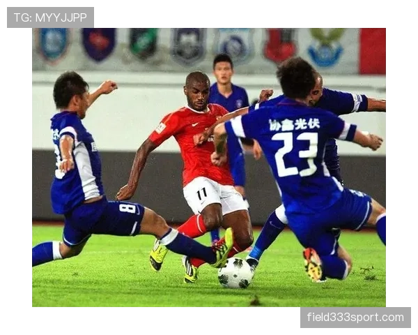 故意救险判罚：防守队员如何界定犯规与合理防守？